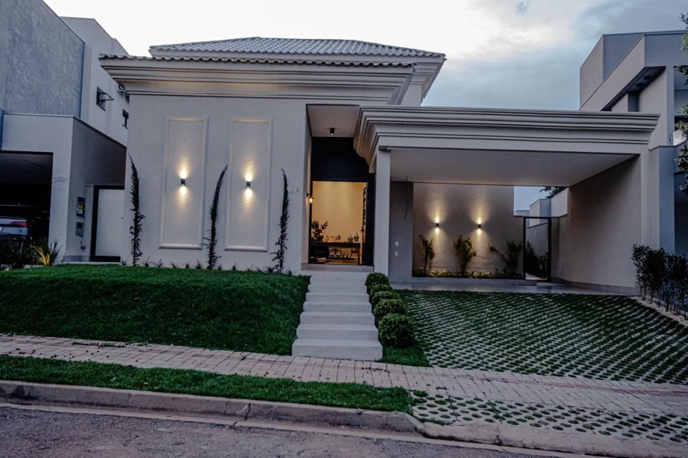 Casa em Condomnio - Venda - Condominio Bosque II - Rondonpolis - MT