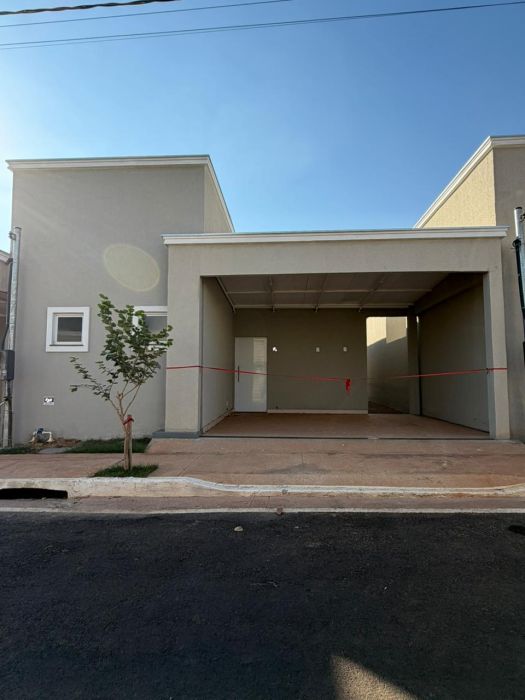 Casa em Condomínio - Venda - Condominio Ibiza - Rondonópolis - MT